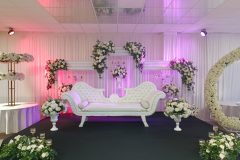 trone-blanc-scaled